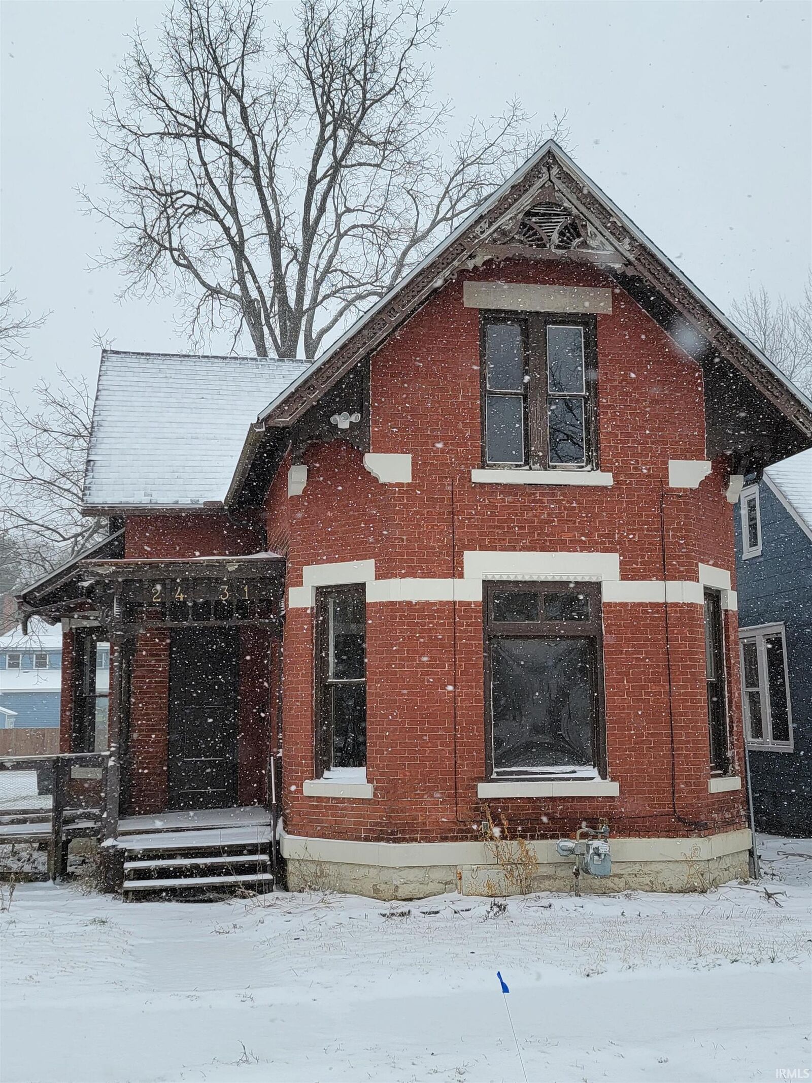 Property Photo: 2431 Fox Avenue IN 46807-1123