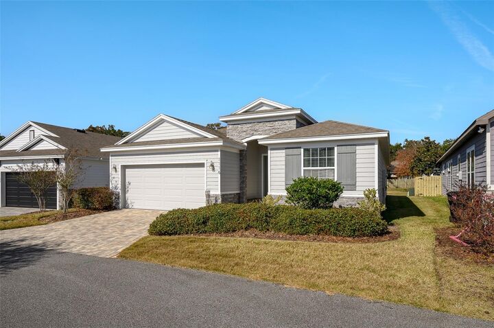 Property Photo:  1116 NW 136th Street  FL 32669 