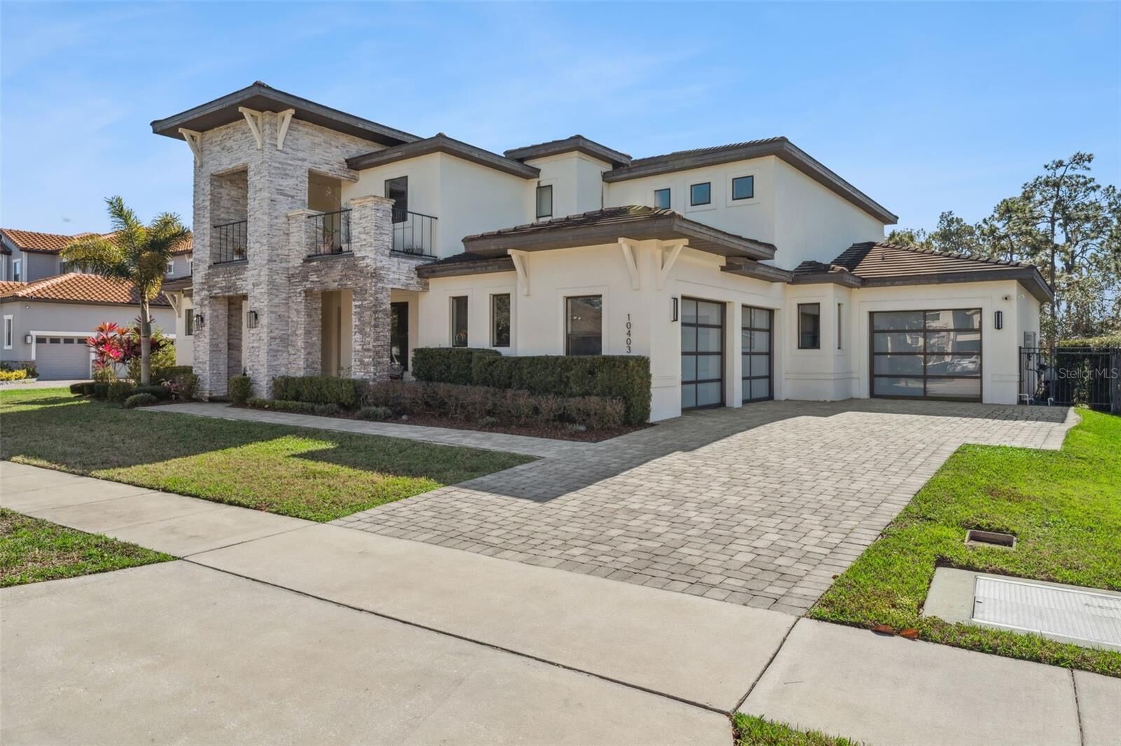 Property Photo: 10403 Woodward Winds Drive FL 32827