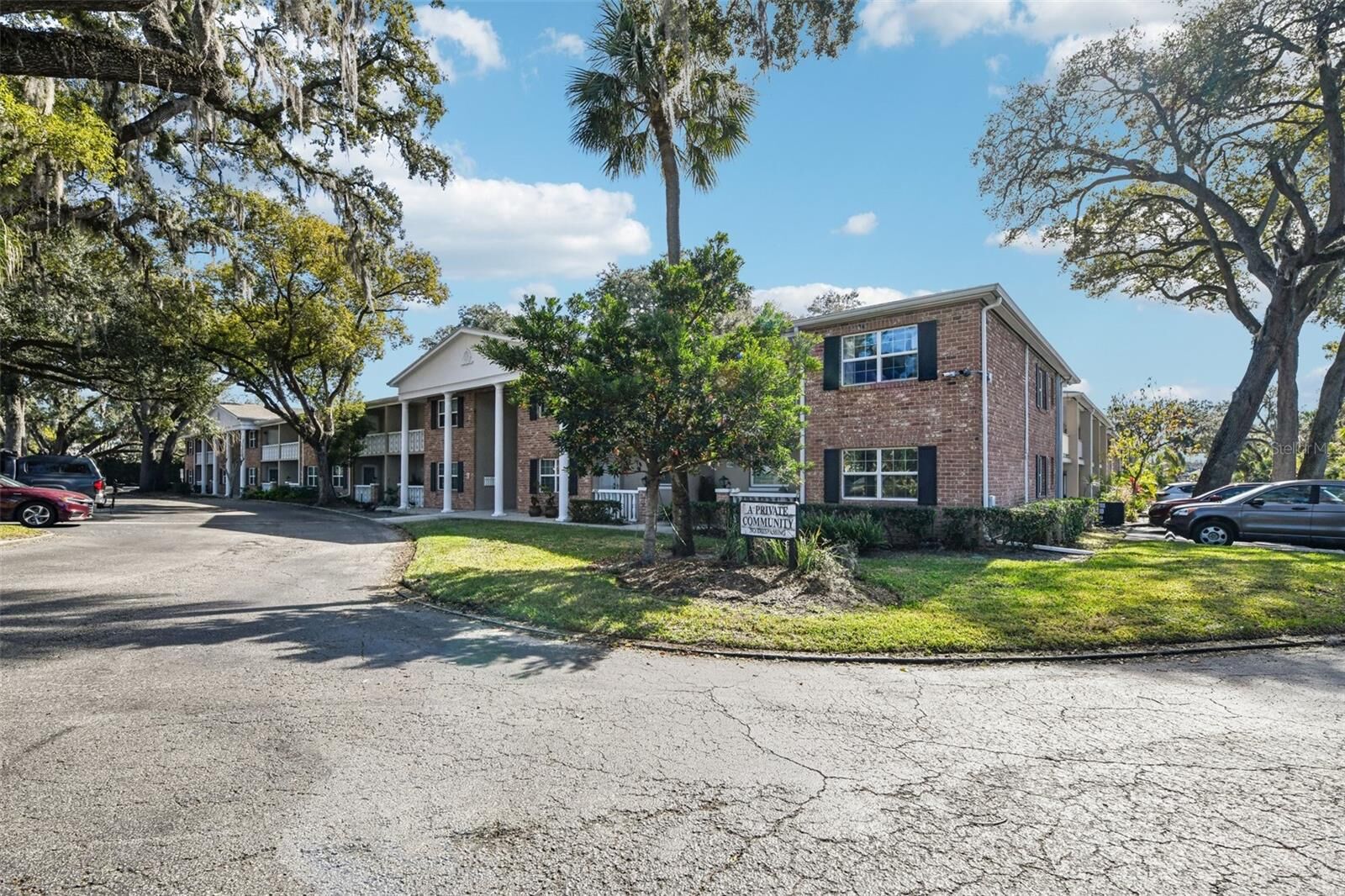 Property Photo: 2500 Lee Road 110 FL 32789