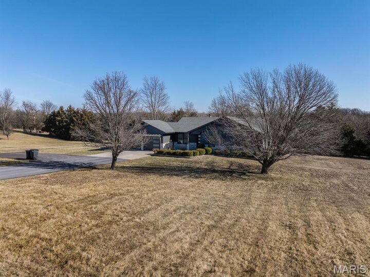 Property Photo:  11316 Dove Ridge  MO 63401 
