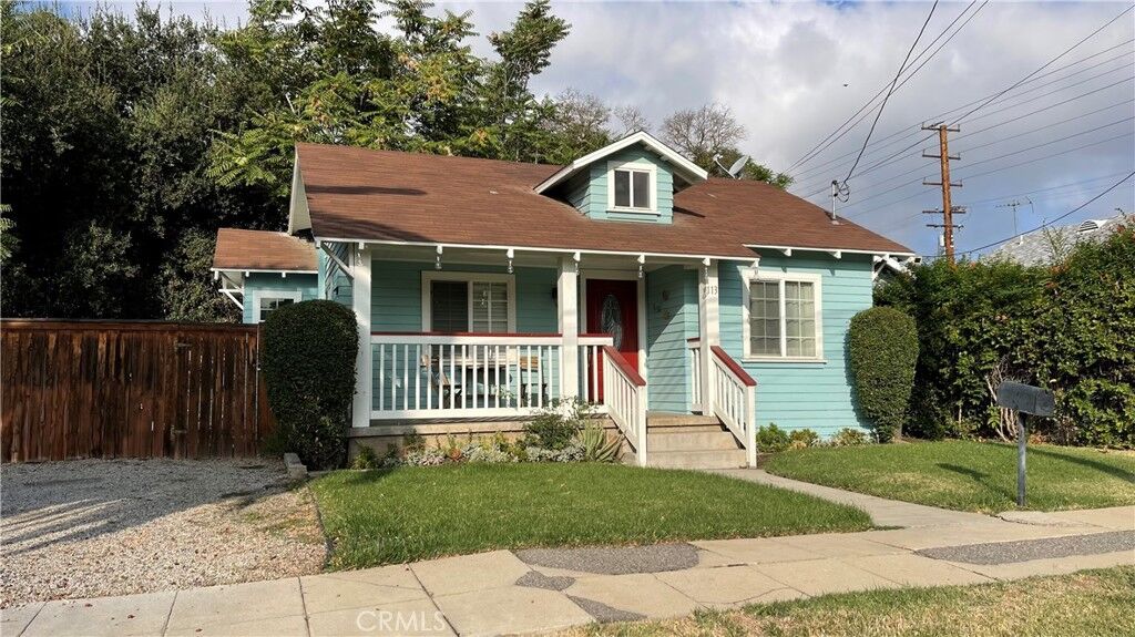 Property Photo:  113 11th  CA 92374 