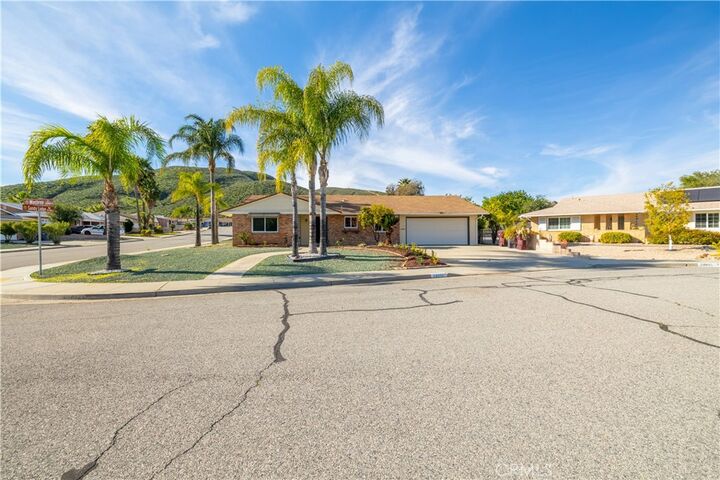 Property Photo: 28061 Winthrop Court CA 92586