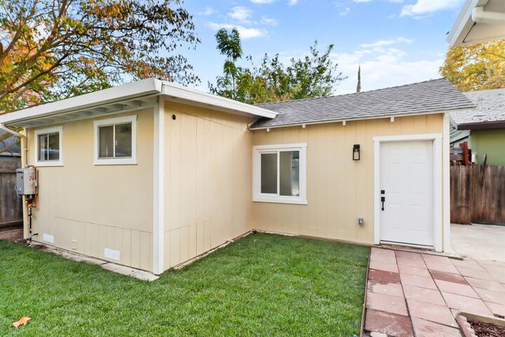 Property Photo:  411 Alhambra Boulevard  CA 95816 