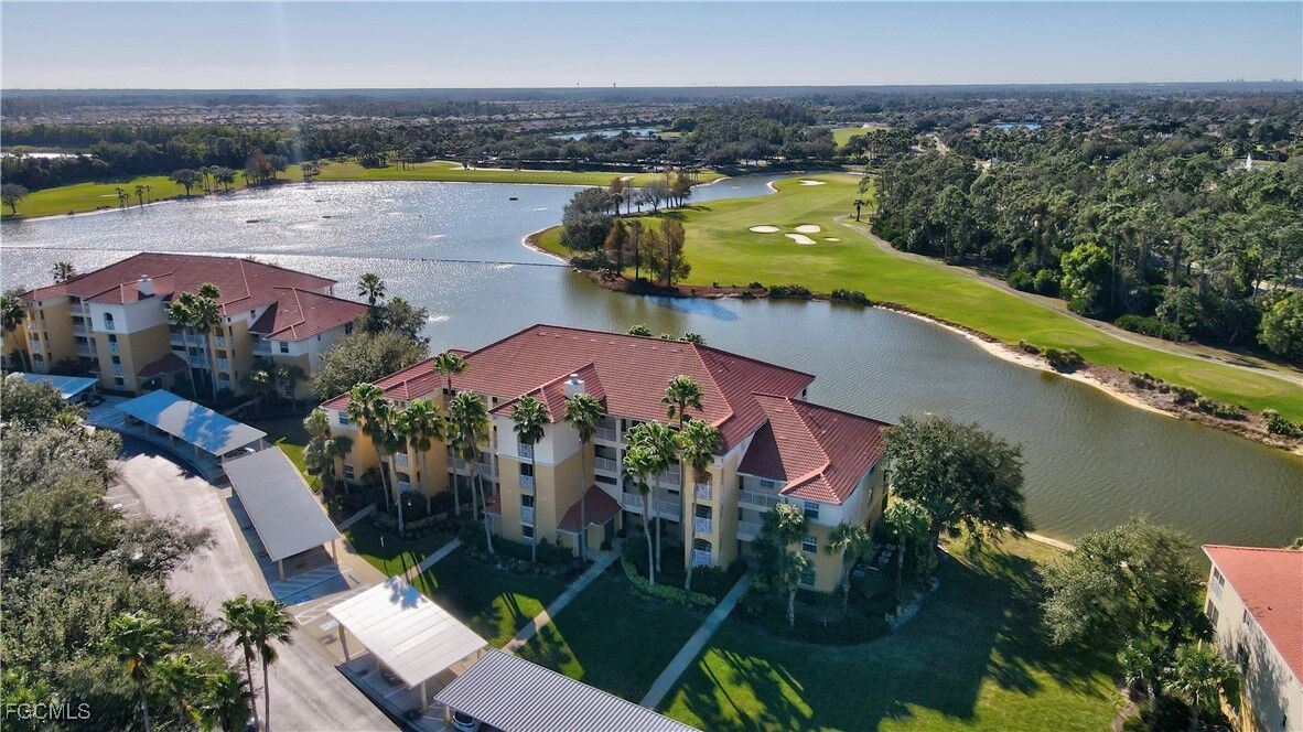 Property Photo: 10710 Ravenna Way 305 FL 33913