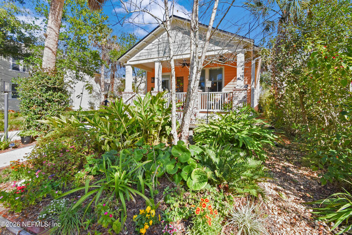 Property Photo:  307 St George Street  FL 32084 