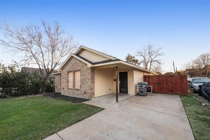 Property Photo:  1410 Georgia Avenue  TX 75216 