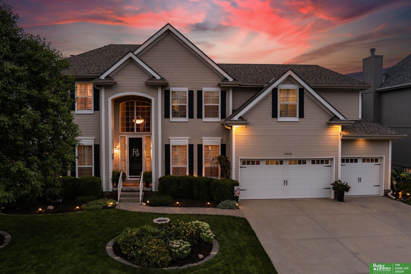 Property Photo: 17610 T Street NE 68135