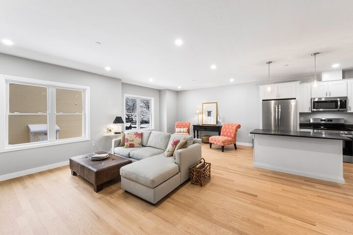 Property Photo:  19 Dyer St 19  MA 02370 