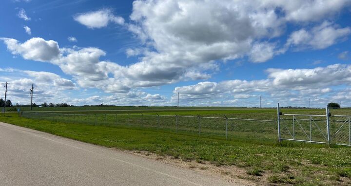 Property Photo: 7 431029 Range Road 261 AB T4J 1R4