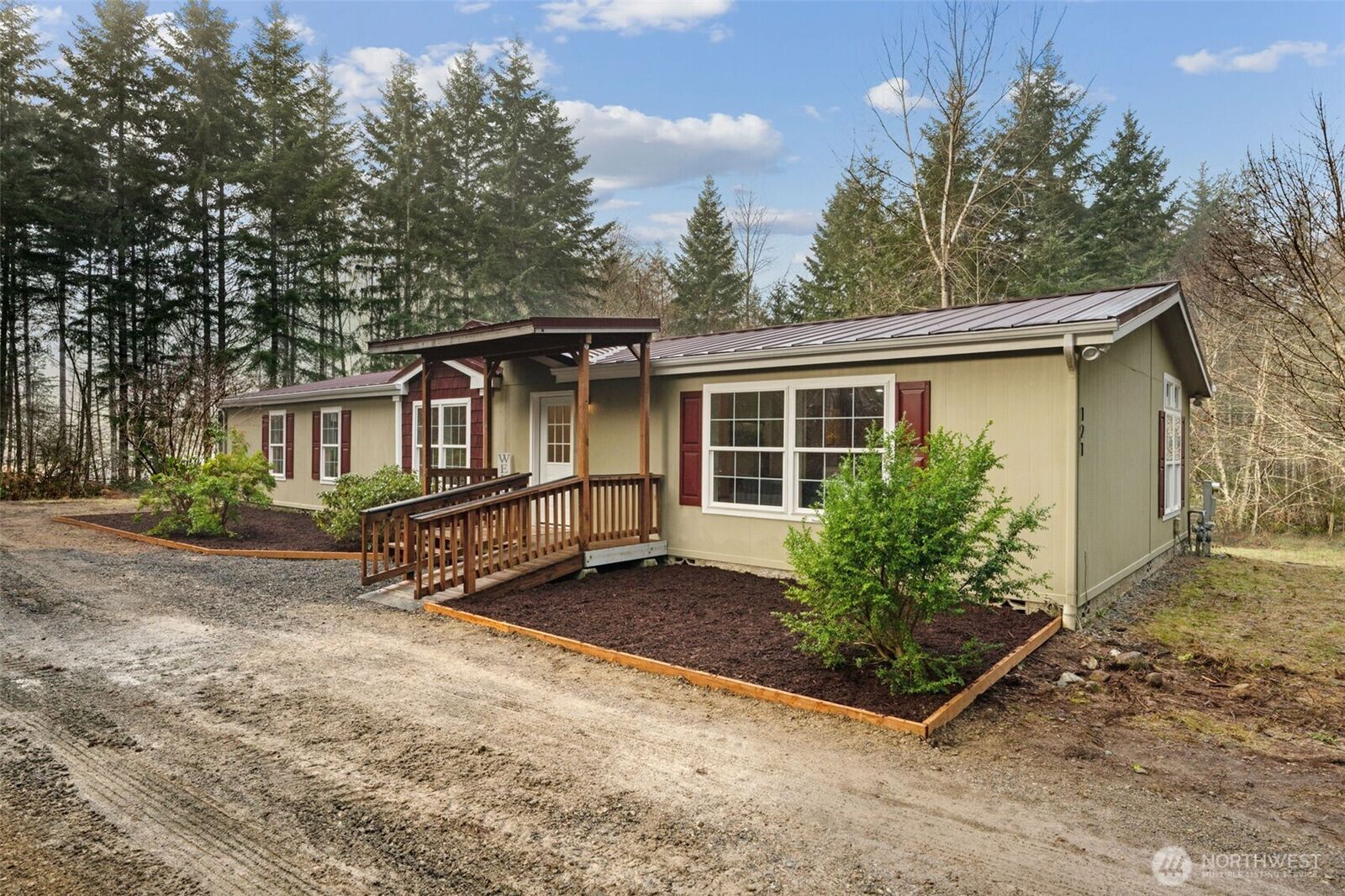 Property Photo: 121 E Adam Lane WA 98528