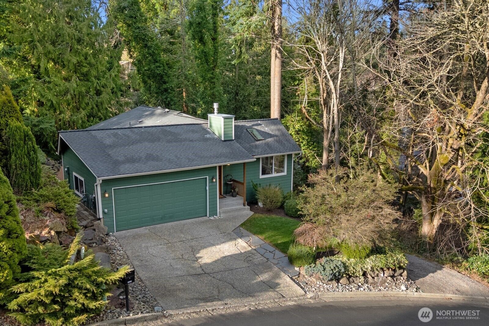 Property Photo:  21318  Pioneer Way  WA 98026 