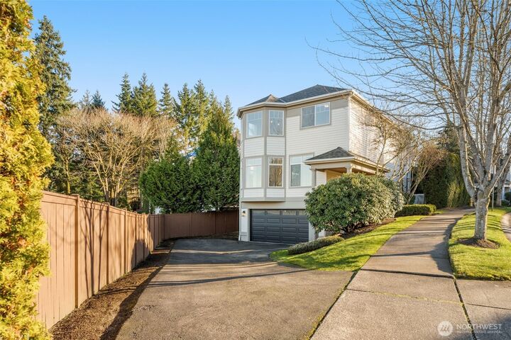 Property Photo: 11622 114th Drive NE WA 98034