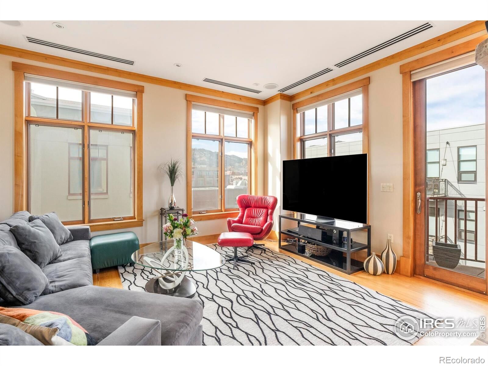 Property Photo:  1301 Canyon Boulevard  CO 80302 