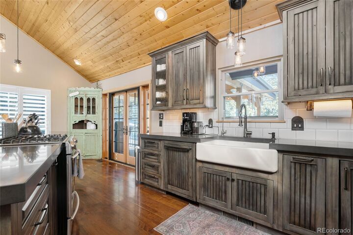 Property Photo:  29551 Chestnut Drive  CO 80439 