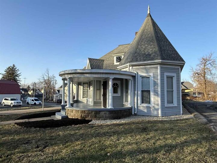 Property Photo: 2100 E Main Street IN 47374