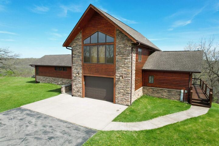 Property Photo:  29001 Skyview Lane  WI 53826 