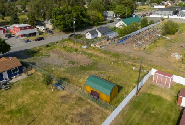 Property Photo:  4718 E 6th Ave  WA 99212 