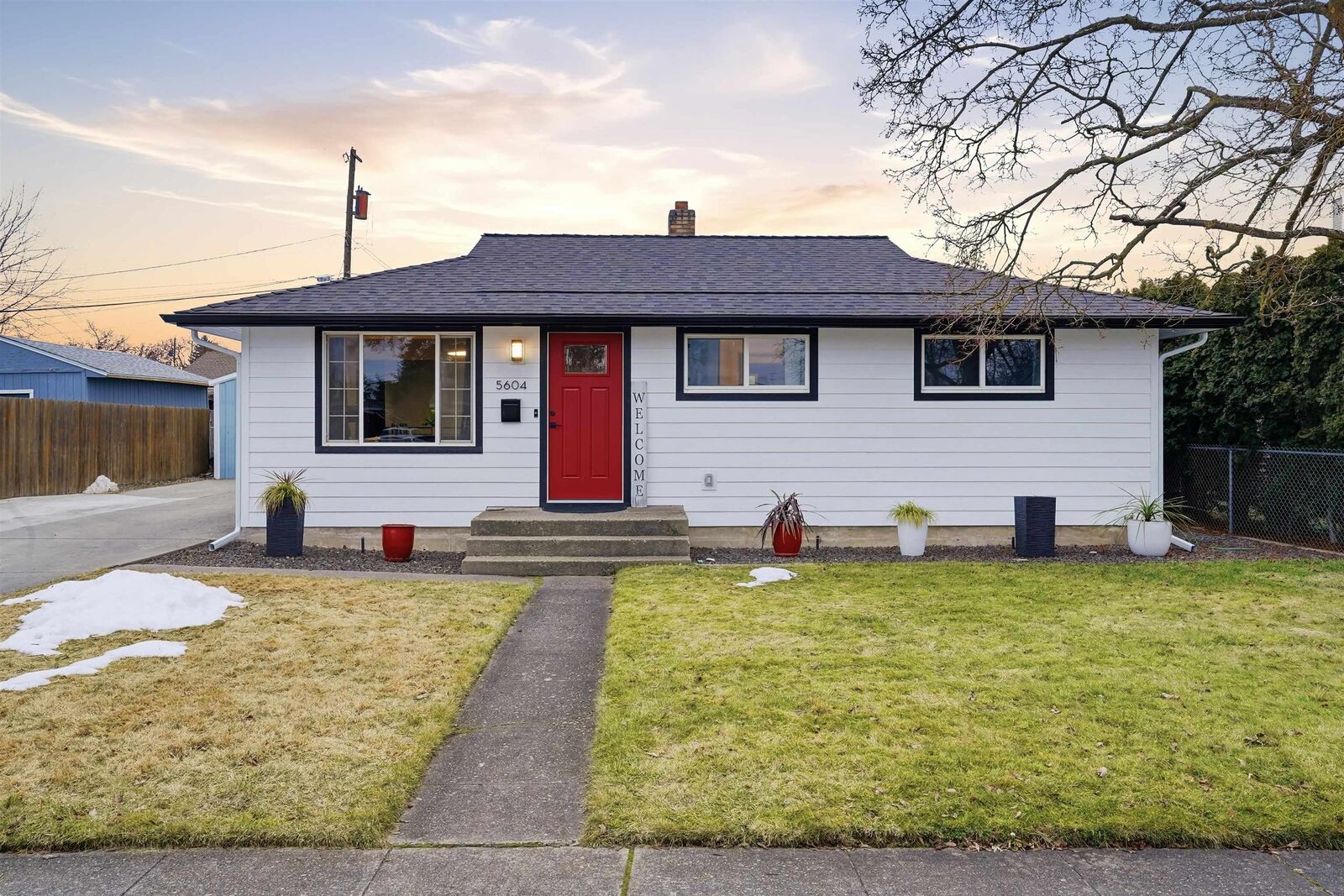Property Photo:  5604 N G St  WA 99205 