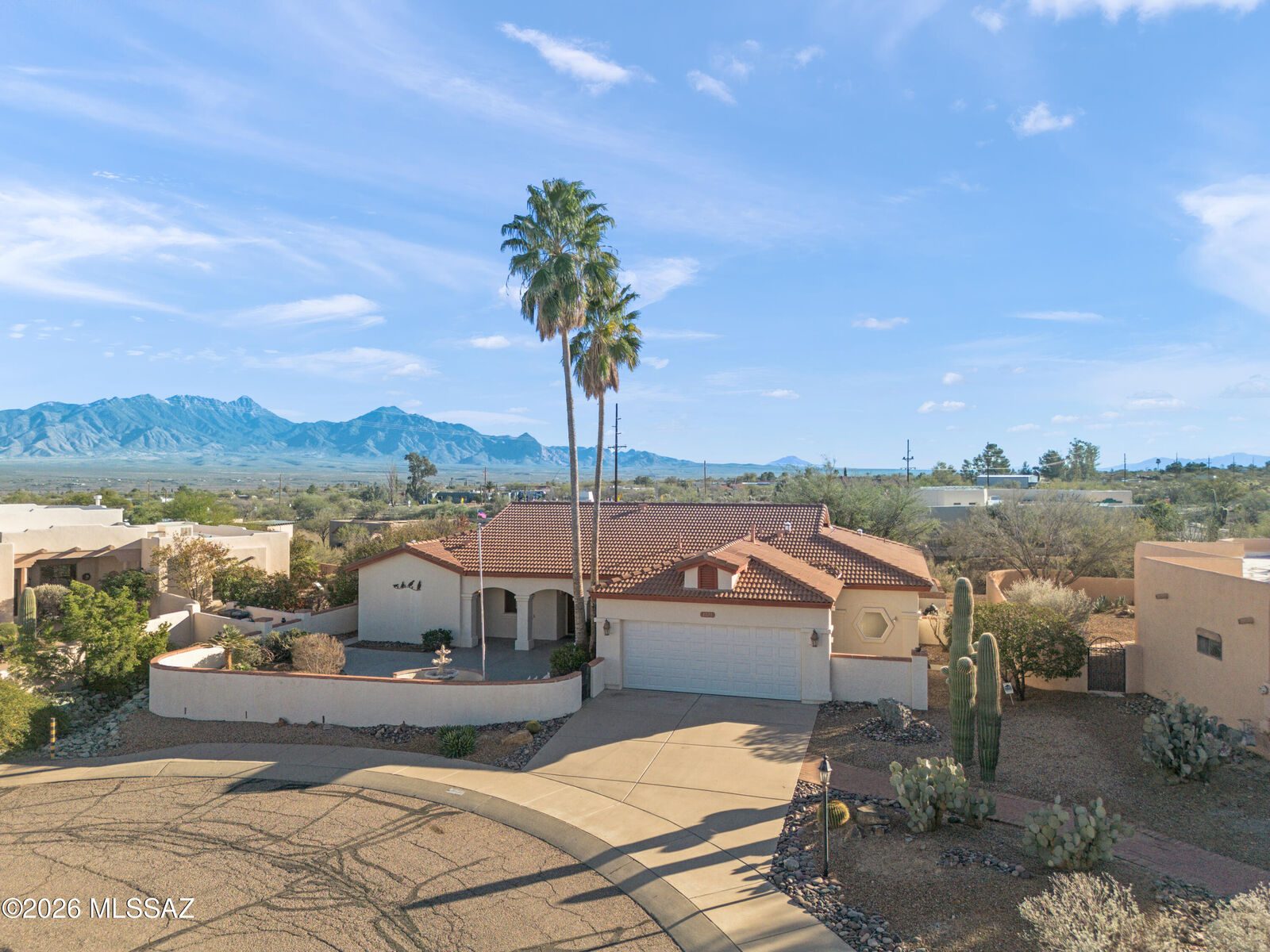 Property Photo:  1023 W Placita Inocente  AZ 85614 