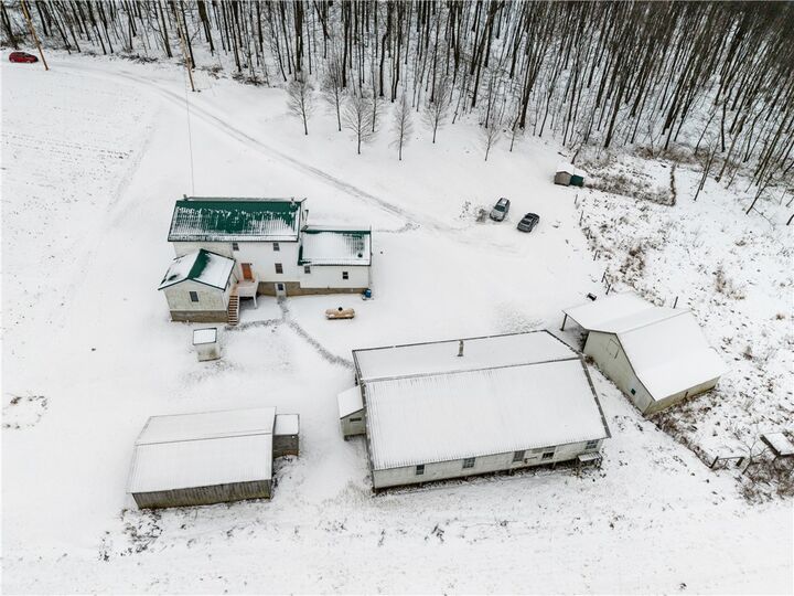Property Photo: 1575 Windows Road PA 16256