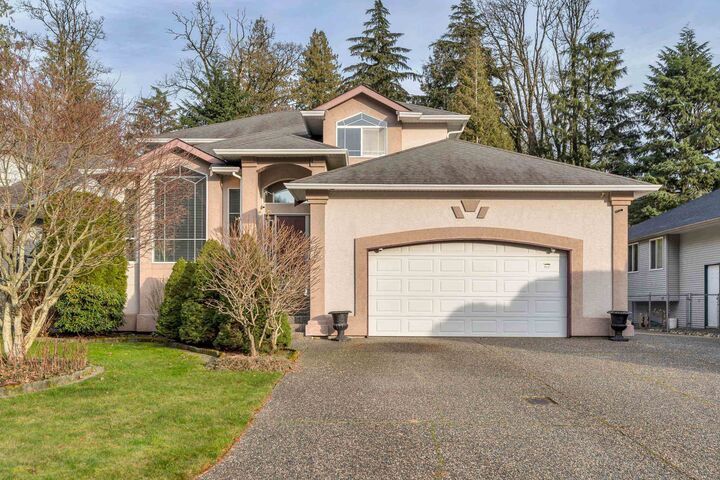 Property Photo:  223 Balsam Avenue  BC V0M 1K0 