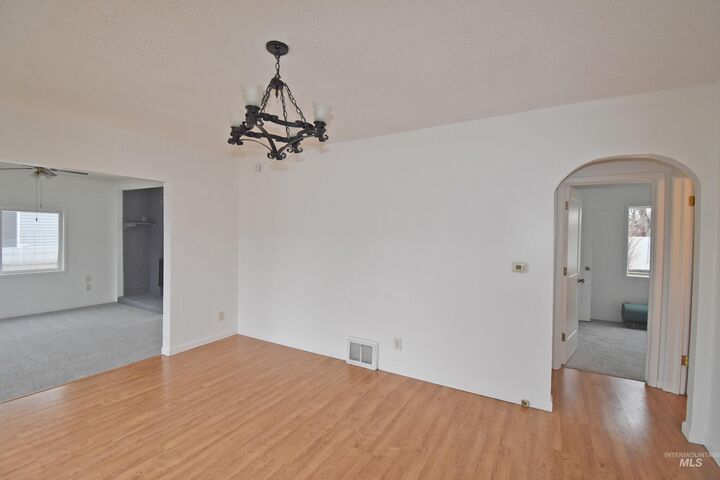 Property Photo:  907 Maple Street  WA 99403 