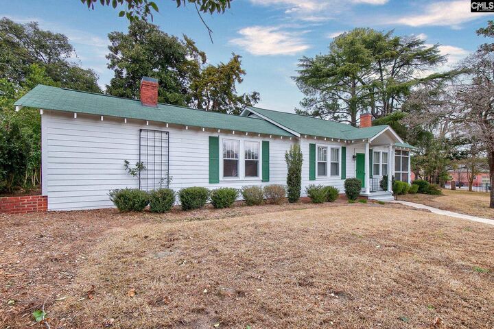 Property Photo:  600 Center  SC 29169 