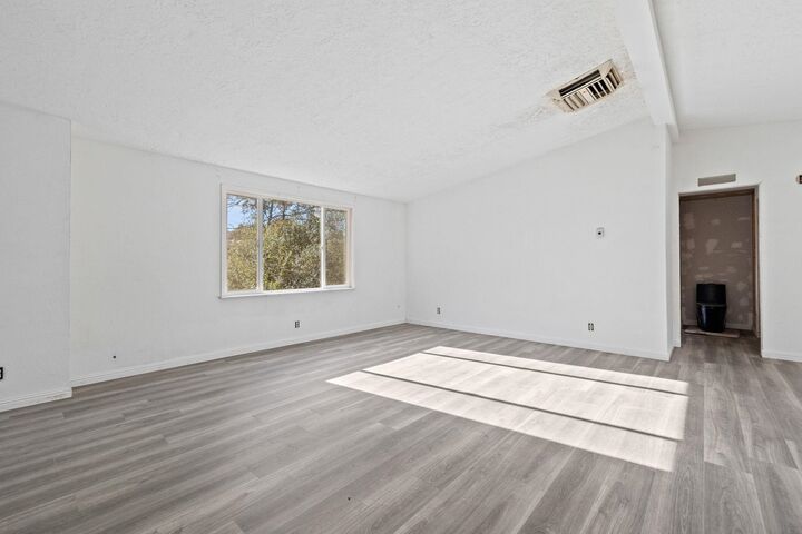 Property Photo: 20580 Bay Meadows Dr CA 95370