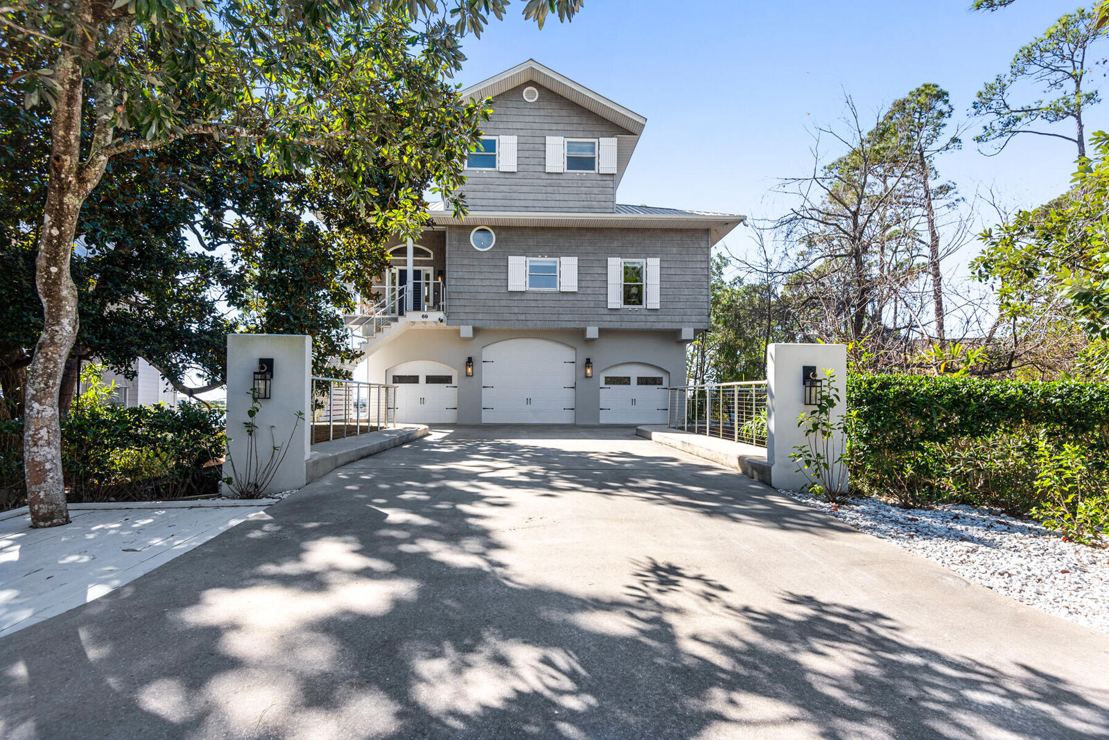 Property Photo:  69 Oyster Lake Drive  FL 32459 