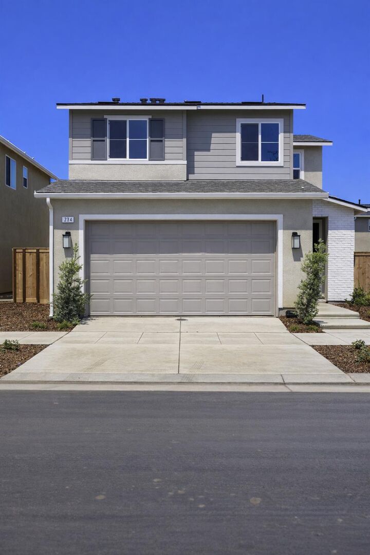 Property Photo:  794 Lauren Avenue  CA 93636 