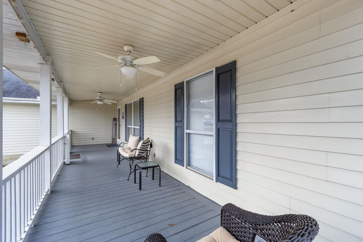 Property Photo:  310 Ridgecrest Drive  GA 30728 