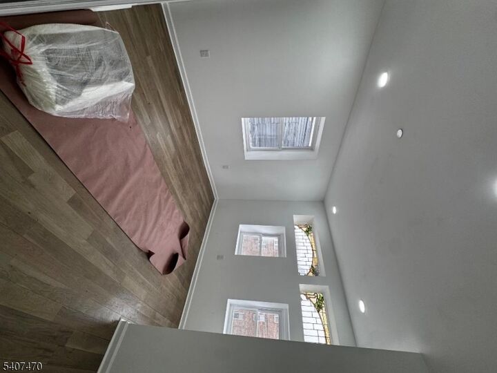 Property Photo:  696 Dr Martin Luther King J  NJ 07102 