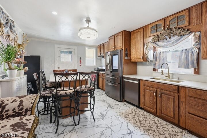 Property Photo:  871 Colonia Rd  NJ 07208 