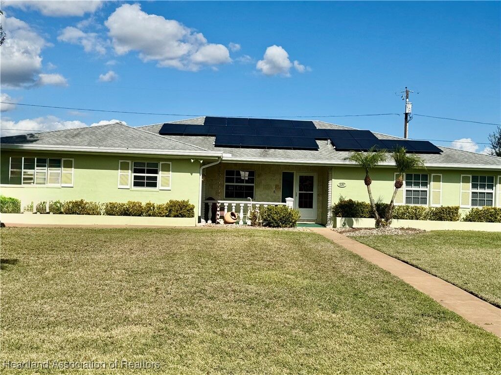 Property Photo:  237 Lime Road NW  FL 33852 