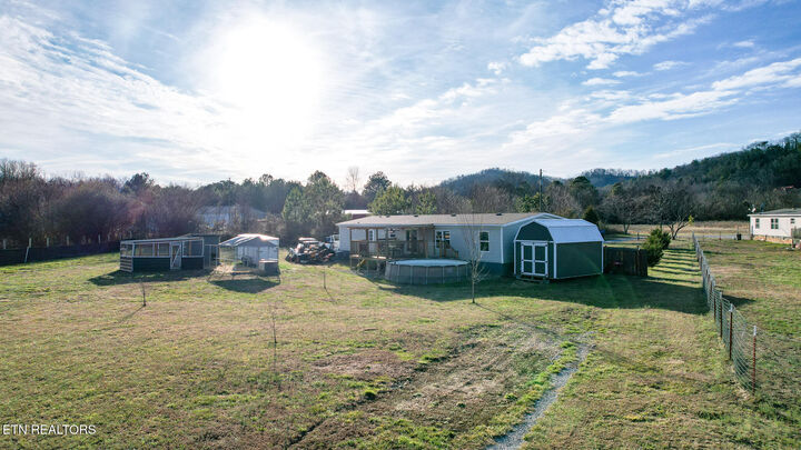 Property Photo: 167 Millstone Way TN 37722
