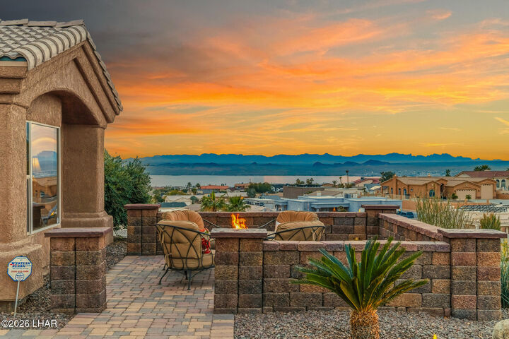 Property Photo:  2480 Clarke Dr  AZ 86404 