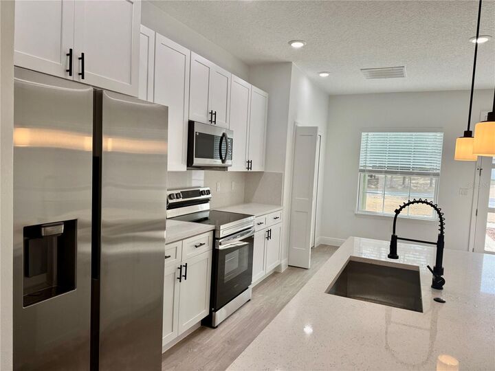 Property Photo:  1393 W Lorraine Drive  FL 34434 