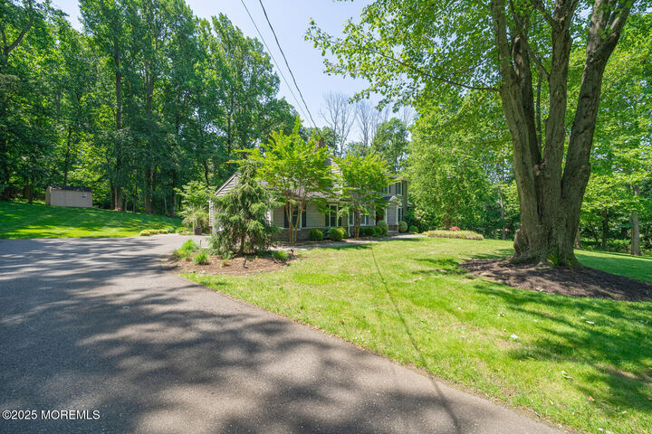 Property Photo:  5 Wedgewood Lane  NJ 07733 