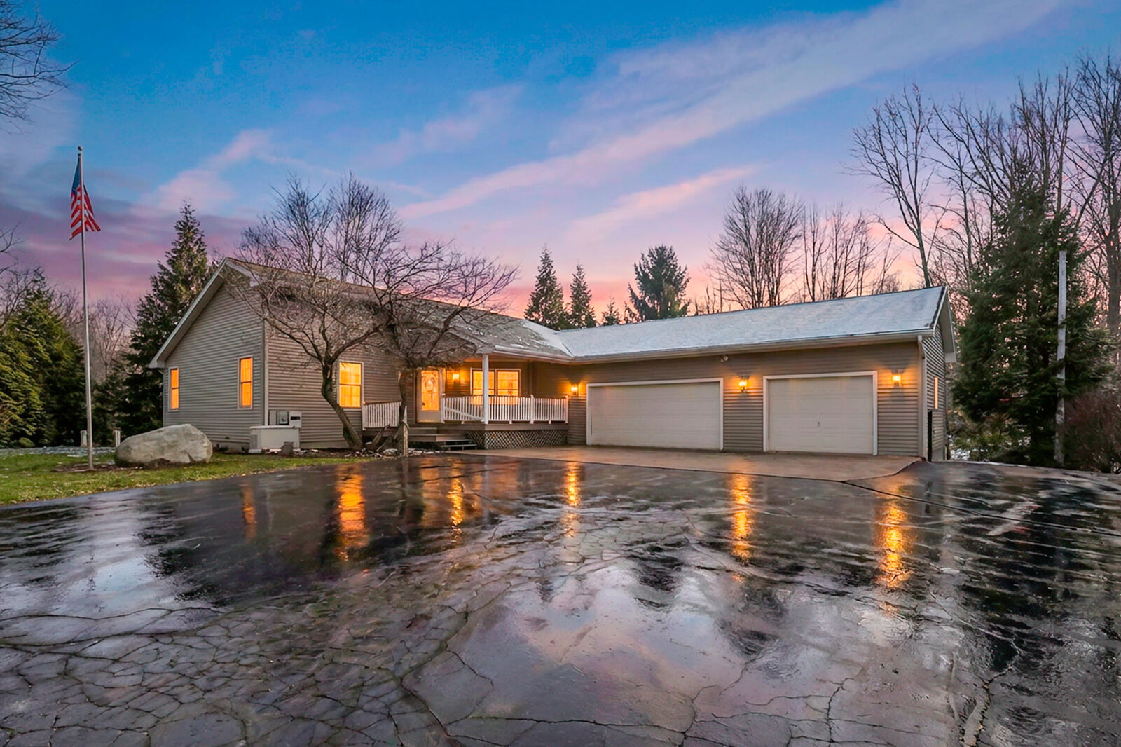 Property Photo: 10816 E Xy Avenue MI 49097