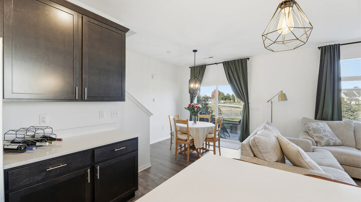 Property Photo:  120 Kingsport Drive  IL 60177 