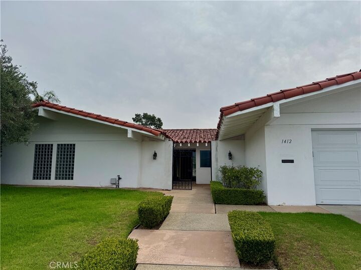 Property Photo:  1412 Santiago Dr  CA 92660 