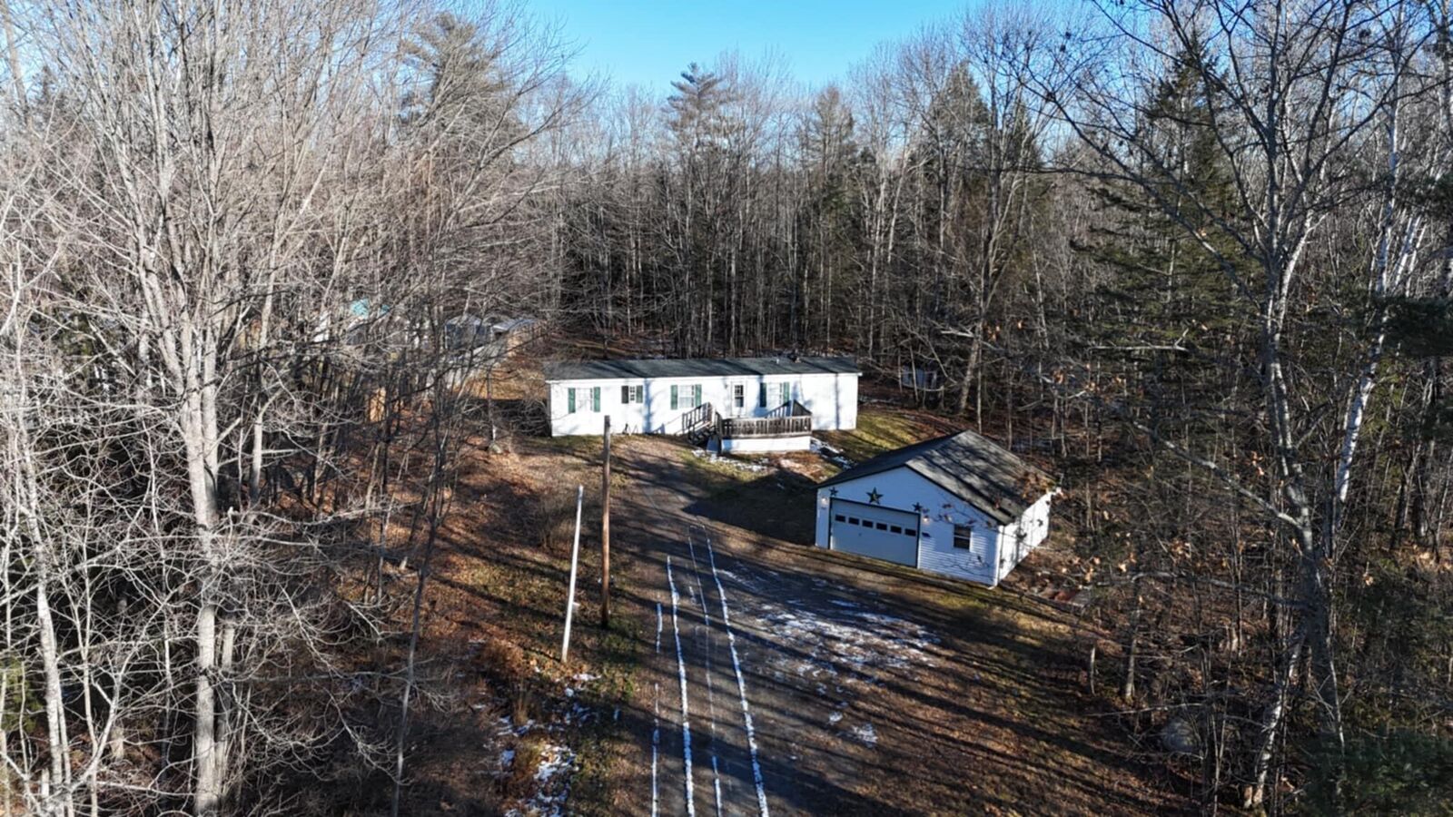 Property Photo:  189 Commercial Street  ME 04943 