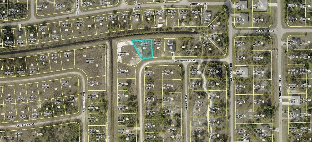 Property Photo:  764 Cashmere Avenue  FL 33974 