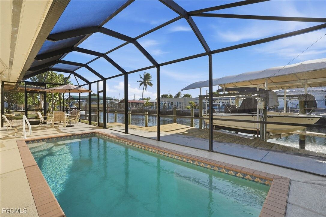 Property Photo:  2821 Bruce Street  FL 33993 