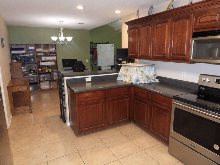 Property Photo:  1650 Lady Lane  FL 32531 