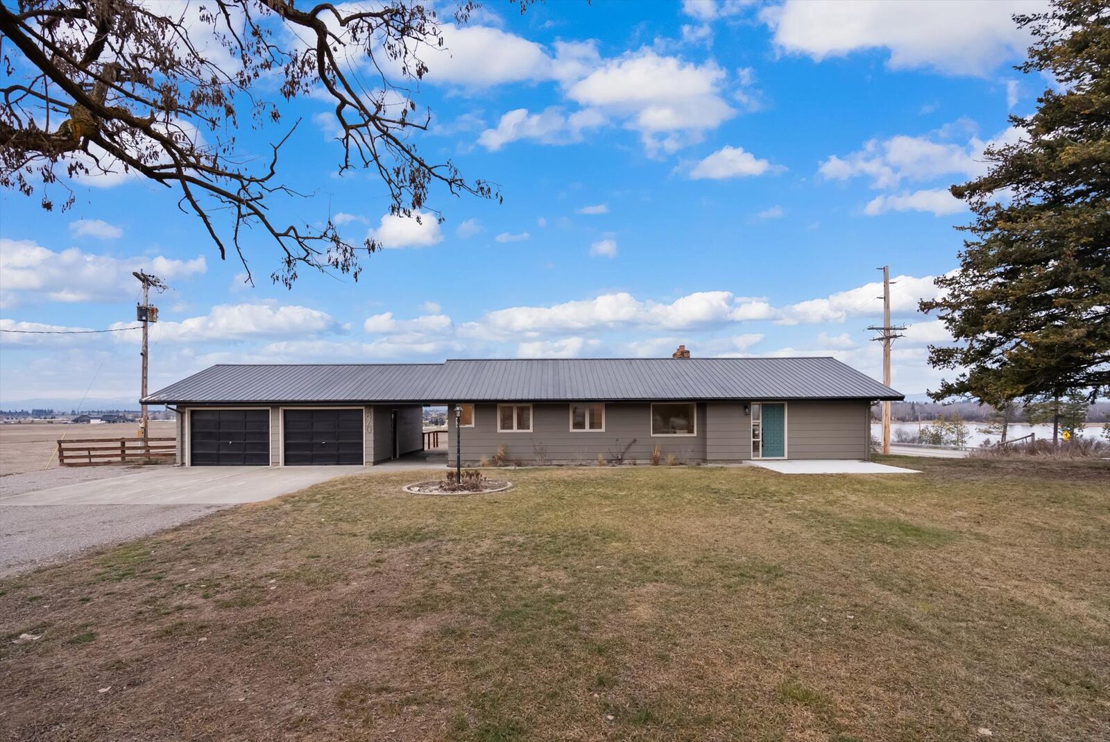 Property Photo:  2810 Mt Highway 35  MT 59901 