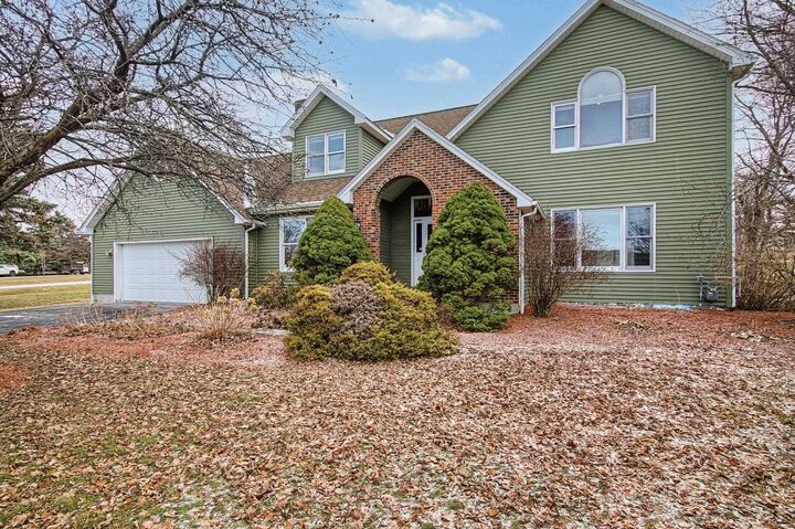 Property Photo: 7 Bay View Drive VT 05478