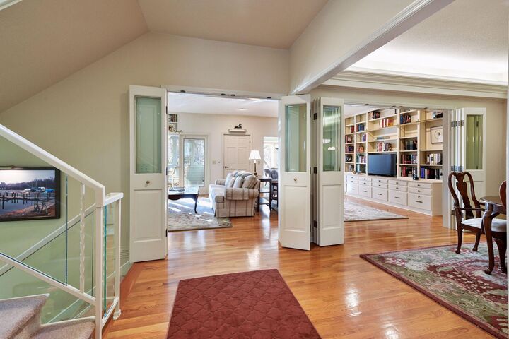 Property Photo:  4610 Bayswater Road  MN 55331 