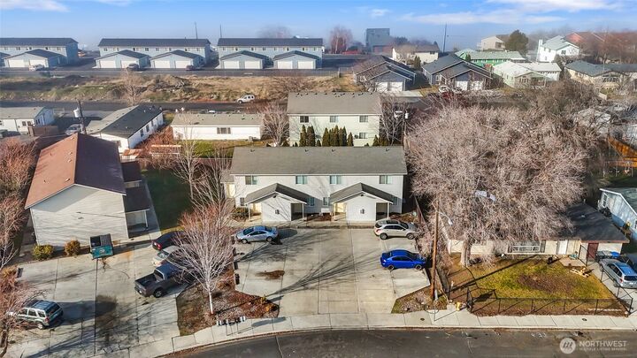 Property Photo: 1814 W W Crouse Street WA 98837